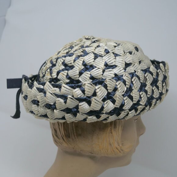 vtg MR JOHN Classic Blue White Raffia Woven Upturn Brim Mod Derby Church Hat EUC